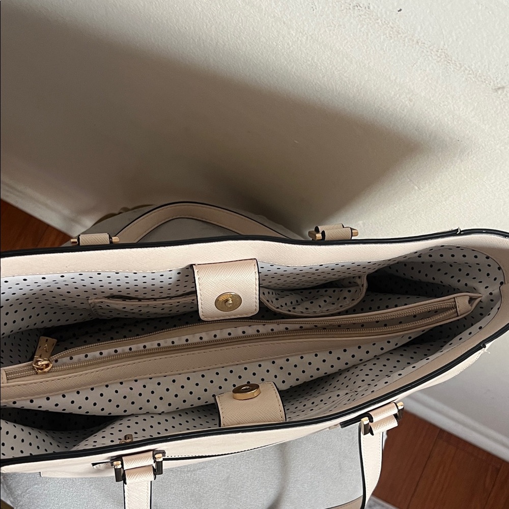 Vanessa Williams Cream Tote Bag with Double Straps - Picture 3 of 14